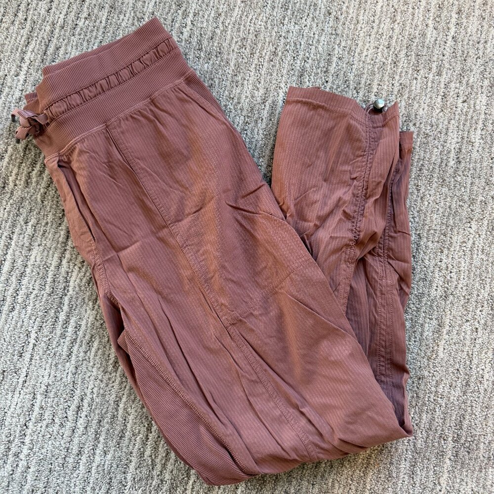 Lululemon Dance Studio Pants Size 6